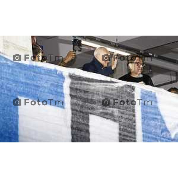 17 OTTOBRE 2025 CALCIO COMPLEANNO ATALANTA E INAUGURAZIONE STATUA PIAZZALE GOISIS Nella foto: Inaugurazione della riproduzione in marmo della coppa Europa League nel piazzale