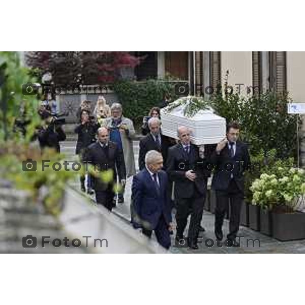 Tiziano Manzoni/LaPresse 21-10- 2025 Italia Cronaca Bergamo Villa D\'Almè arrivo della salma di Pamela Genini di Strozza assassinata una settimana fa