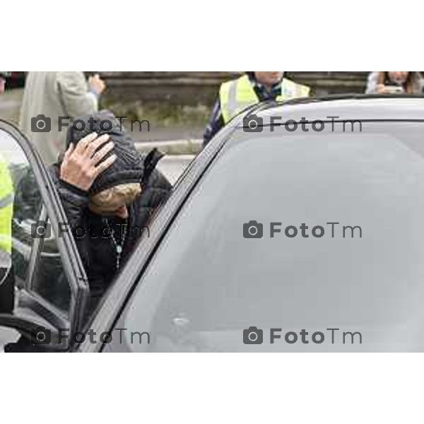 Tiziano Manzoni/LaPresse 21-10- 2025 Italia Cronaca Bergamo Villa D\'Almè arrivo della salma di Pamela Genini di Strozza assassinata una settimana fa nella foto Una Smirnova mamma di Pamela e la nonna materna