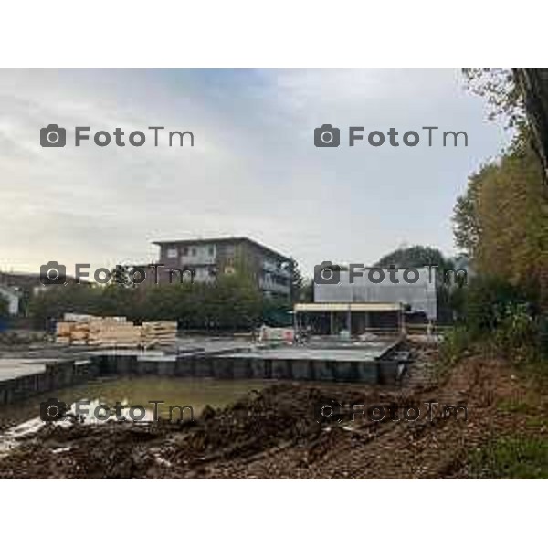 Tiziano Manzoni/LaPresse 21-10- 2025 Italia Cronaca Bergamo Bergamo Il cantiere della scuola Gabriele Rosa Via marzabotto