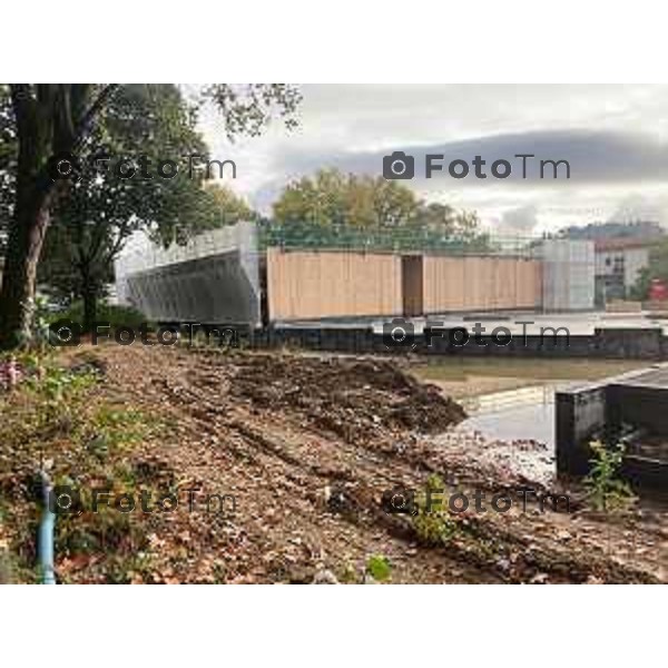 Tiziano Manzoni/LaPresse 21-10- 2025 Italia Cronaca Bergamo Bergamo Il cantiere della scuola Gabriele Rosa Via marzabotto