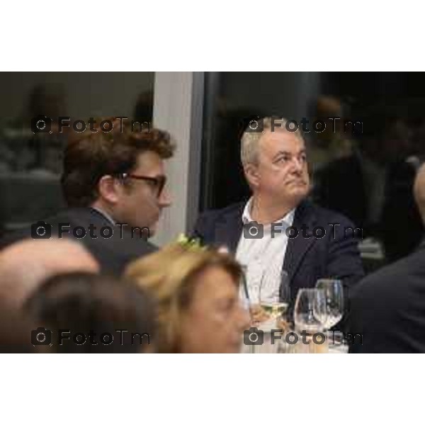 Milano Palazzo Lombardia in Regione cena SOS con imprenditori e politici Tibaldi, Rusconi Paolo Franco Locati, Nisoli, Rachele Nadia 