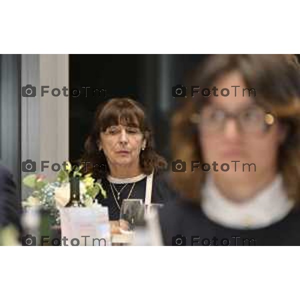 Milano Palazzo Lombardia in Regione cena SOS con imprenditori e politici Tibaldi, Rusconi Paolo Franco Locati, Nisoli, Rachele Nadia 