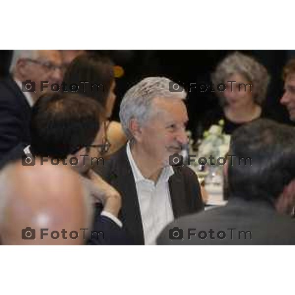 Milano Palazzo Lombardia in Regione cena SOS con imprenditori e politici Tibaldi, Rusconi Paolo Franco Locati, Nisoli, Rachele Nadia 