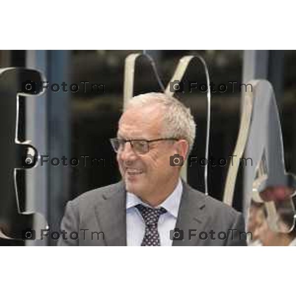 Milano Palazzo Lombardia in Regione cena SOS con imprenditori e politici Tibaldi, Rusconi Paolo Franco Locati, Nisoli, Rachele Nadia 