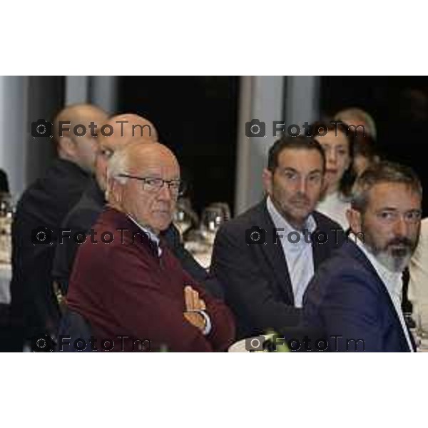 Milano Palazzo Lombardia in Regione cena SOS con imprenditori e politici Tibaldi, Rusconi Paolo Franco Locati, Nisoli, Rachele Nadia 