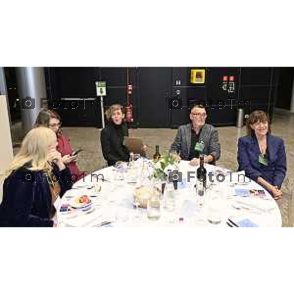 Milano Palazzo Lombardia in Regione cena SOS con imprenditori e politici Tibaldi, Rusconi Paolo Franco Locati, Nisoli, Rachele Nadia 