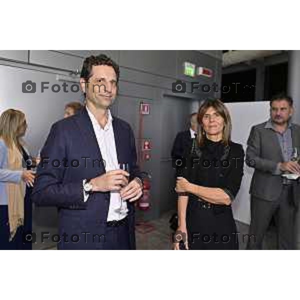 Milano Palazzo Lombardia in Regione cena SOS con imprenditori e politici Tibaldi, Rusconi Paolo Franco Locati, Nisoli, Rachele Nadia 