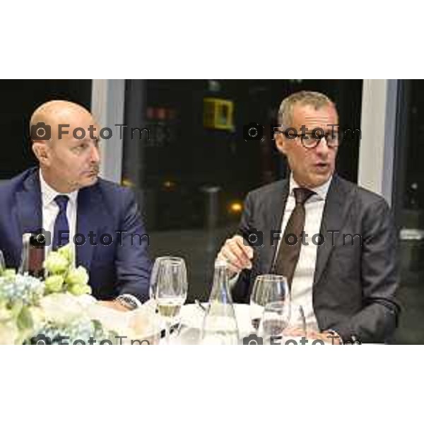 Milano Palazzo Lombardia in Regione cena SOS con imprenditori e politici Tibaldi, Rusconi Paolo Franco Locati, Nisoli, Rachele Nadia 