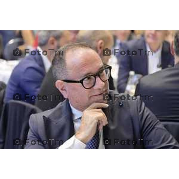 Milano Palazzo Lombardia in Regione cena SOS con imprenditori e politici Tibaldi, Rusconi Paolo Franco Locati, Nisoli, Rachele Nadia 