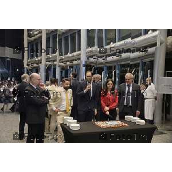 Milano Palazzo Lombardia in Regione cena SOS con imprenditori e politici Tibaldi, Rusconi Paolo Franco Locati, Nisoli, Rachele Nadia 