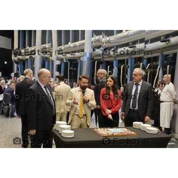 Milano Palazzo Lombardia in Regione cena SOS con imprenditori e politici Tibaldi, Rusconi Paolo Franco Locati, Nisoli, Rachele Nadia 