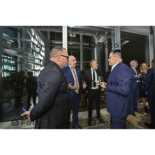 Milano Palazzo Lombardia in Regione cena SOS con imprenditori e politici Tibaldi, Rusconi Paolo Franco Locati, Nisoli, Rachele Nadia 