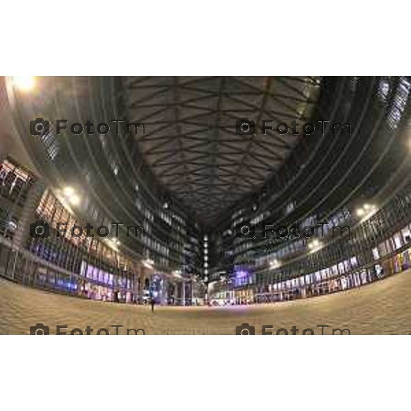 Milano Palazzo Lombardia in Regione cena SOS con imprenditori e politici Tibaldi, Rusconi Paolo Franco Locati, Nisoli, Rachele Nadia 