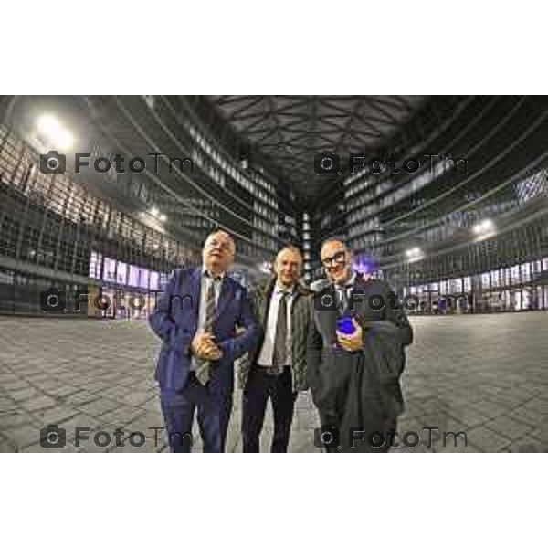 Milano Palazzo Lombardia in Regione cena SOS con imprenditori e politici Tibaldi, Rusconi Paolo Franco Locati, Nisoli, Rachele Nadia 