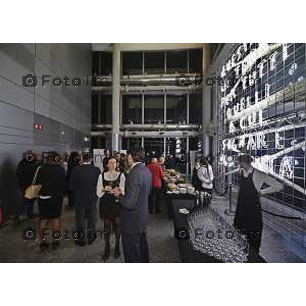 Milano Palazzo Lombardia in Regione cena SOS con imprenditori e politici Tibaldi, Rusconi Paolo Franco Locati, Nisoli, Rachele Nadia 