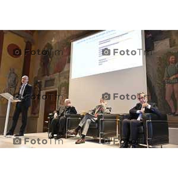 Tiziano Manzoni/LaPresse 23-10- 2025 Italia Cronaca Fondazione Banca Popolare di Bergamo con Intesa Sanpaolo: “Valore comune. La Finanza al servizio della comunità” ’intervento di Giovanni Bazoli,