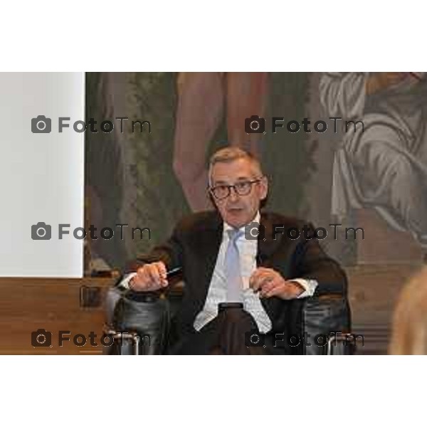 Tiziano Manzoni/LaPresse 23-10- 2025 Italia Cronaca Fondazione Banca Popolare di Bergamo con Intesa Sanpaolo: “Valore comune. La Finanza al servizio della comunità” ’intervento di Giovanni Bazoli,