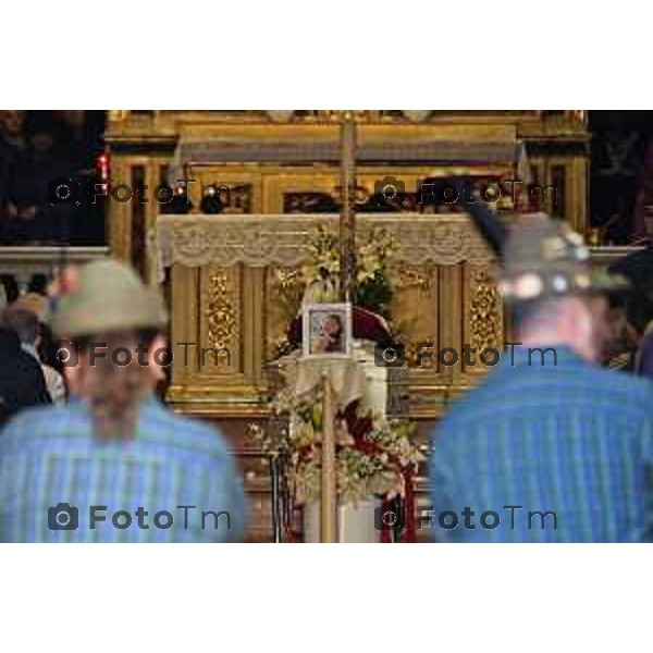 Tiziano Manzoni/LaPresse 24-10- 2025 Italia Cronaca Bergamo Strozza Bg Valle Imagna funerale della giovane Pamela Genini morta per femminicidio