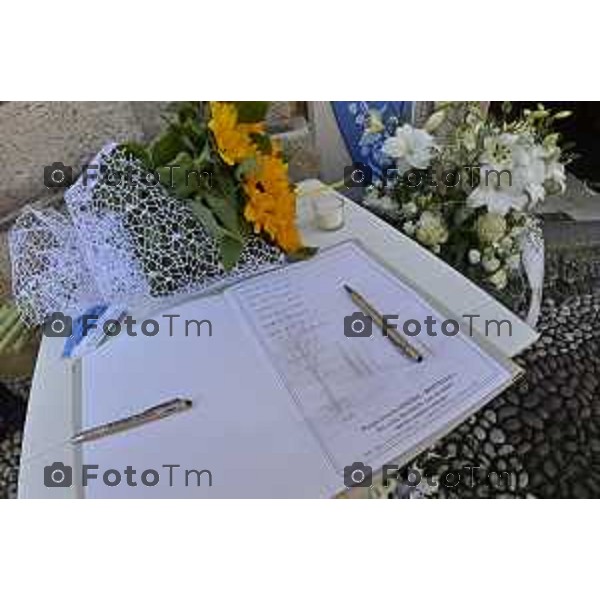 Tiziano Manzoni/LaPresse 24-10- 2025 Italia Cronaca Bergamo Strozza Bg Valle Imagna funerale della giovane Pamela Genini morta per femminicidio