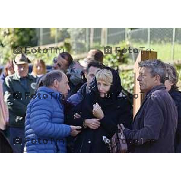 Tiziano Manzoni/LaPresse 24-10- 2025 Italia Cronaca Bergamo Strozza Bg Valle Imagna funerale della giovane Pamela Genini morta per femminicidio