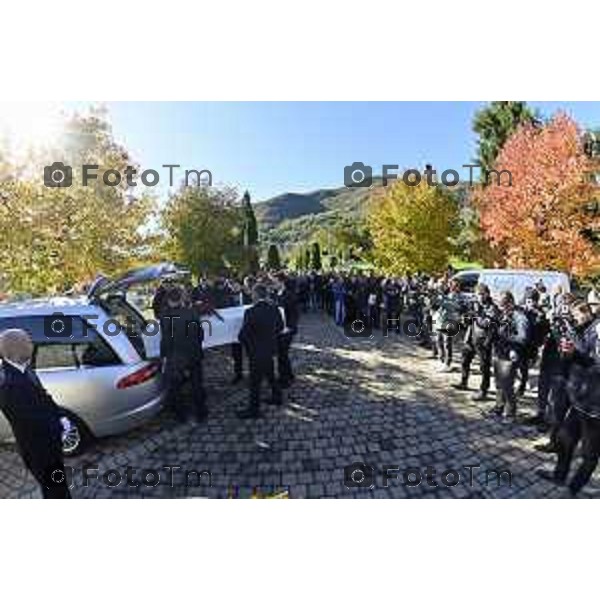 Tiziano Manzoni/LaPresse 24-10- 2025 Italia Cronaca Bergamo Strozza Bg Valle Imagna funerale della giovane Pamela Genini morta per femminicidio