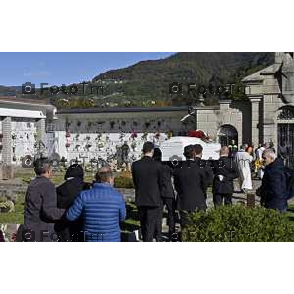 Tiziano Manzoni/LaPresse 24-10- 2025 Italia Cronaca Bergamo Strozza Bg Valle Imagna funerale della giovane Pamela Genini morta per femminicidio