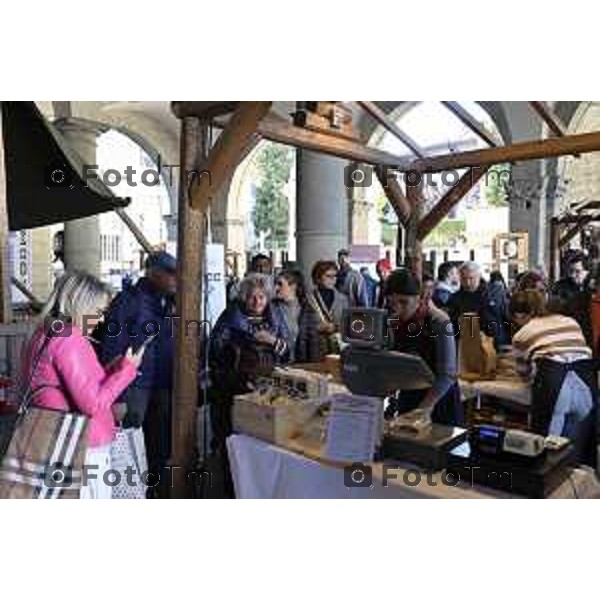 Tiziano Manzoni/LaPresse 24-10- 2025 Italia Cronaca Bergamo Bergamo inaugurazione Forme, il decennale della manifestazione.