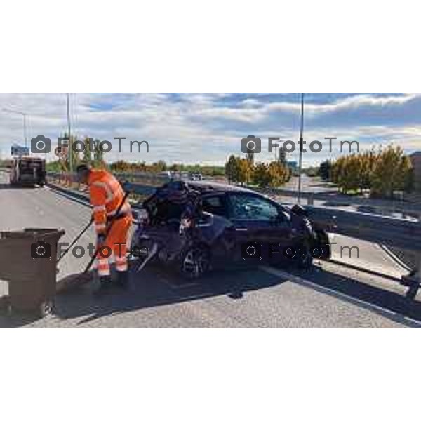 Tiziano Manzoni/LaPresse 27--10- 2024 Bergamo, Italia CronacaBergamo incidente in tengenziale svincolo orio al serio