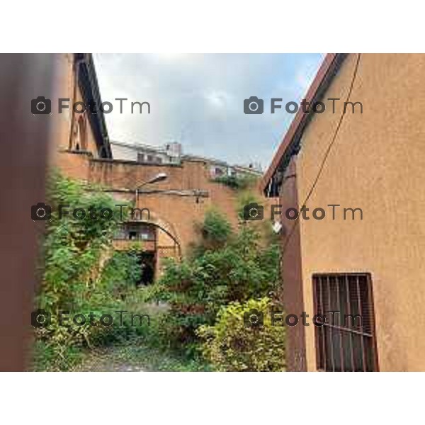 Tiziano Manzoni/LaPresse 30-10- 2025 Italia Cronaca Bergamo Bergamo Ex caserma Scotti degrado