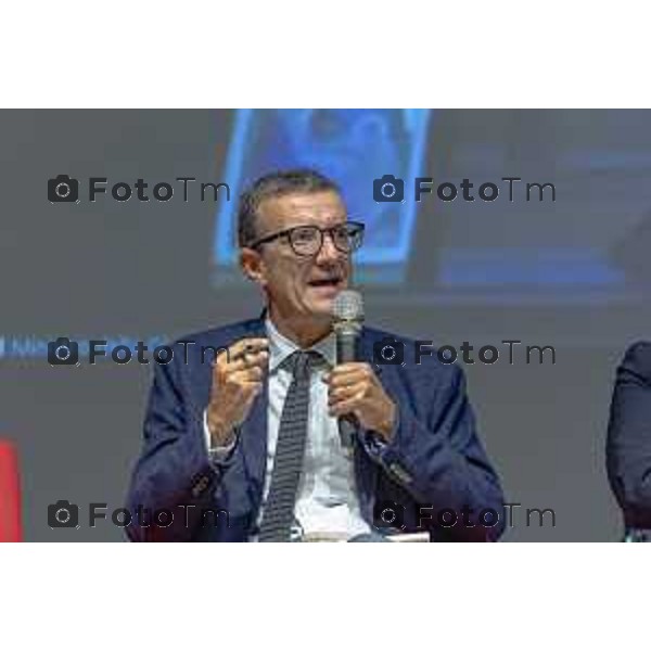 Andrei Eduard Huiala/LaPresse - For Manzoni 13-11-2025 Bergamo, Italia Cronaca Bergamo 28° Congresso ordinario AIGA “Rivoluzione Forense: l’avvocatura presidio di giustizia sociale nell’era delle transizioni”. Interventi di Andrea Delmastro Delle Vedove, Maria Luisa Mazzola,, Sergio Gandi, Luca Rotondi, Vito di Vita, Maurizio Romanelli, Giulio Marchesi, Lorenzo Santaniello,Silvia Viardi, Carlo Nordio