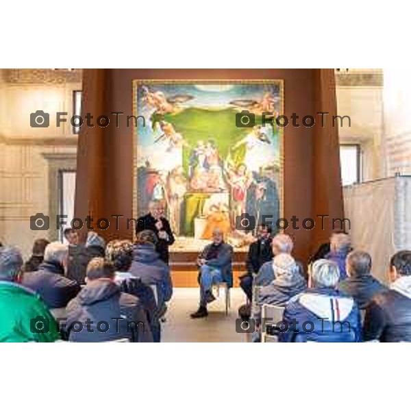 Andrei Eduard Huiala/LaPresse - For Manzoni 14-11-2025 Bergamo, Italia Cronaca Bergamo S.E. Vescovo di Bergamo Francesco Beschi accoglie senzatetto di Bergamo al Museo Bernareggi