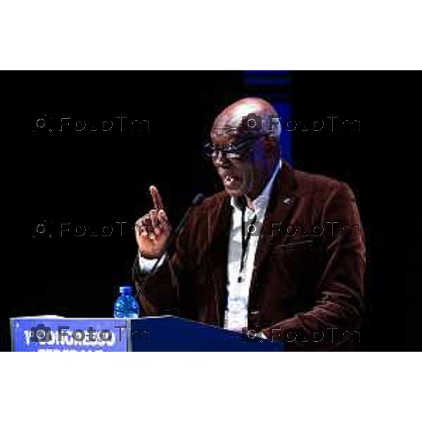 1° Congresso Patto Per Il Nord -Cronaca Treviglio 15 Novembre 2025 Teatro Nuovo 15 Novembre 2025 Interventi di Marco Rizzo, Toni Iwobi, Paolo Grimoldi, Giancarlo Pagliarini, Alberto Vico (Giovani Patto Per il Nord)