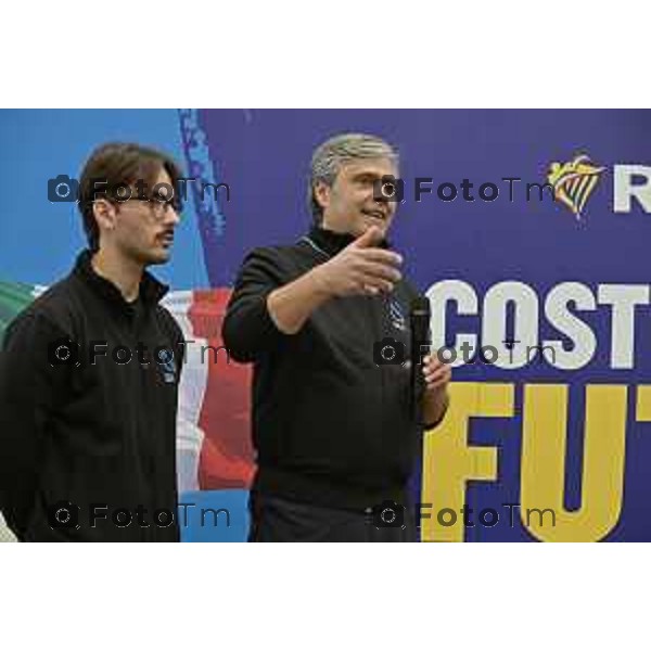 Tiziano Manzoni/LaPresse 18-11- 2025 Italia Cronaca Bergamo Azzano San Paolo Ryanair centro formazione Aircraft Engineering Academy due corsisti calabresi appena formati e di rientro a Vibo Valenzia Calabria