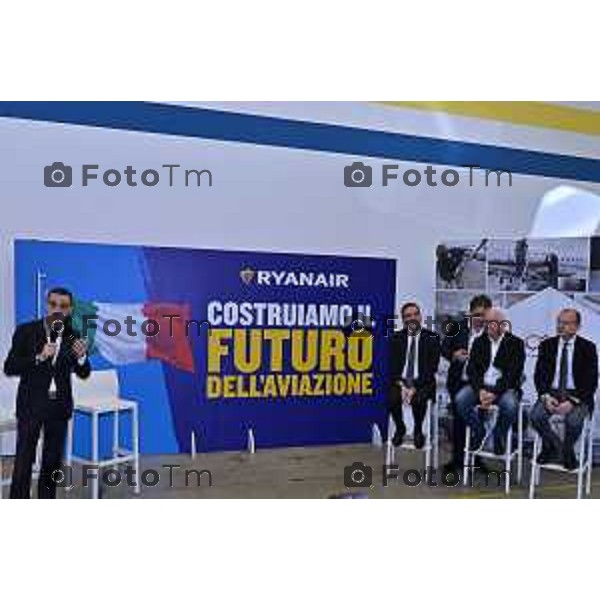 Tiziano Manzoni/LaPresse 18-11- 2025 Italia Cronaca Bergamo Azzano San Paolo Ryanair centro formazione Aircraft Engineering Academy Eddie Wilson, CEO Ryanair DAC Roberto Occhiuto, Presidente Regione Calabria Giovanni Sanga, Presidente SACBO Alessandro Cianciaruso, CEO SEAS