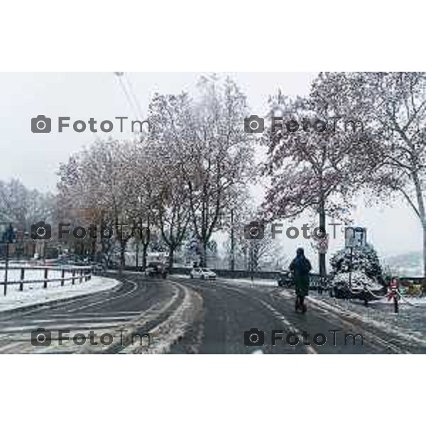 Cronaca, Bergamo - 21/11/25 - Neve in Città