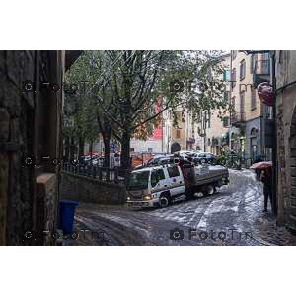 Cronaca, Bergamo - 21/11/25 - Neve in Città
