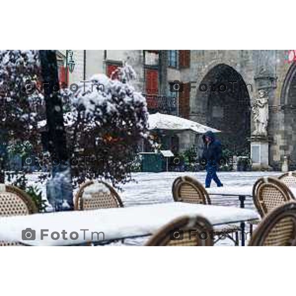 Cronaca, Bergamo - 21/11/25 - Neve in Città