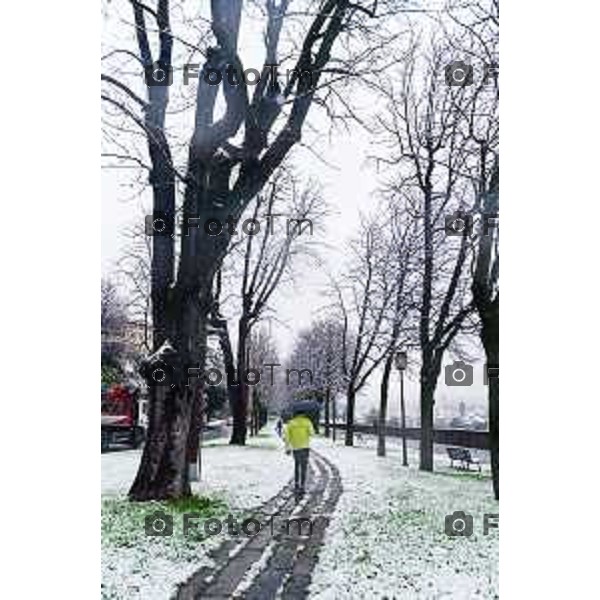 Cronaca, Bergamo - 21/11/25 - Neve in Città