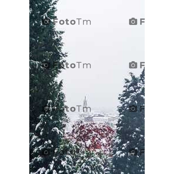 Cronaca, Bergamo - 21/11/25 - Neve in Città