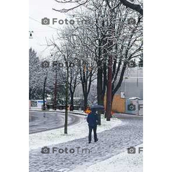 Cronaca, Bergamo - 21/11/25 - Neve in Città
