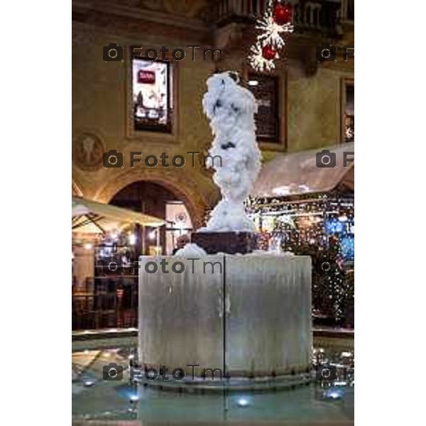 Cronaca, Bergamo 21 Novembre 2025 - Presentazione Installazioni Christmas Design 2025 intervengono Sergio Gandi, vicesindaco di Bergamo, assessore alla cultura e al commercio; Nicola Viscardi, presidente DUC (Distretto Urbano del Commercio di Bergamo); Maurizio Vegini, ideatore e direttore artistico di Christmas Design; modera, Gaetano Zoccali, Head of Content della mostra Christmas Design.