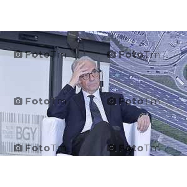 Tiziano Manzoni/LaPresse 25-11- 2025 Italia Cronaca aeroporto Orio Al Serio Nuovo Terminal presidente di Assaeroporti, Carlo Borgomeo