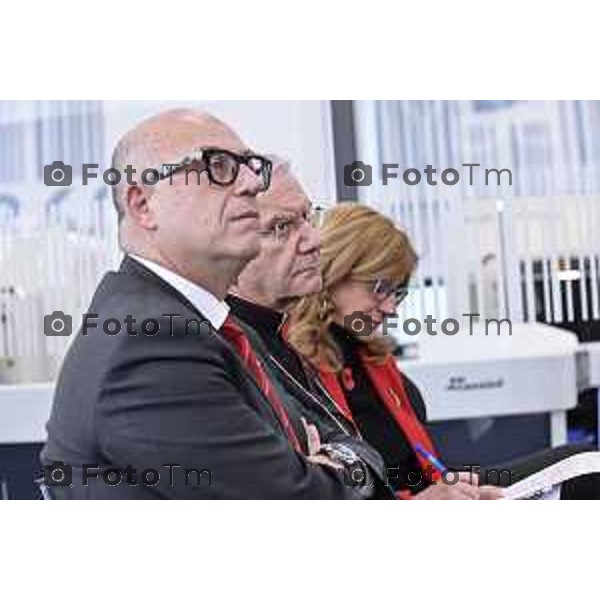 Tiziano Manzoni/LaPresse 25-11- 2025 Italia Cronaca aeroporto Orio Al Serio Nuovo Terminal Prefetto Luca Rotondi Vescovo beschi Elena Carnevali