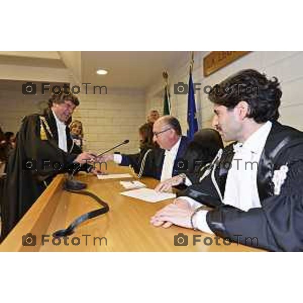 Tiziano Manoni/LaPresse 05-12- 2025 Italia Cronaca Bergamo Nomina ufficiale in corte d\'assise a Bergamo del nuovo presidente del Tribunale di Bergamo Vito di Vita con il procutaore Romanellii