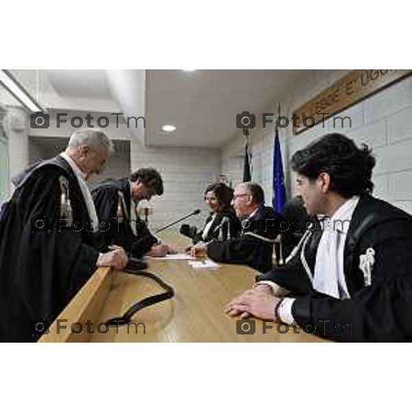 Tiziano Manoni/LaPresse 05-12- 2025 Italia Cronaca Bergamo Nomina ufficiale in corte d\'assise a Bergamo del nuovo presidente del Tribunale di Bergamo Vito di Vita con il procutaore Romanellii