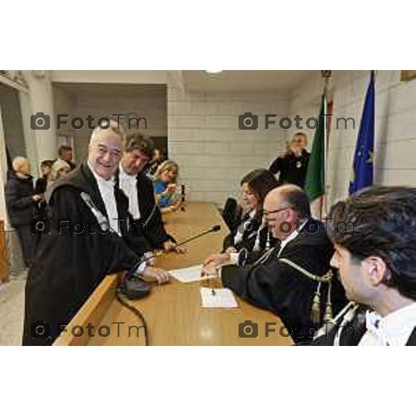Tiziano Manoni/LaPresse 05-12- 2025 Italia Cronaca Bergamo Nomina ufficiale in corte d\'assise a Bergamo del nuovo presidente del Tribunale di Bergamo Vito di Vita con il procutaore Romanellii