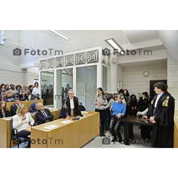 Tiziano Manoni/LaPresse 05-12- 2025 Italia Cronaca Bergamo Nomina ufficiale in corte d\'assise a Bergamo del nuovo presidente del Tribunale di Bergamo Vito di Vita con il procutaore Romanellii