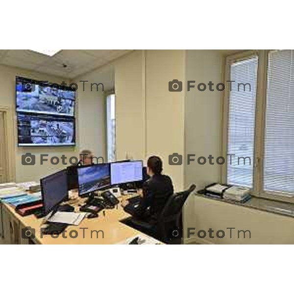 Tiziano Manzoni/LaPresse 4-12-2025 Bergamo, Italia Cronaca TreviglioTreviglio Controlli strade Polizia Locale e sede