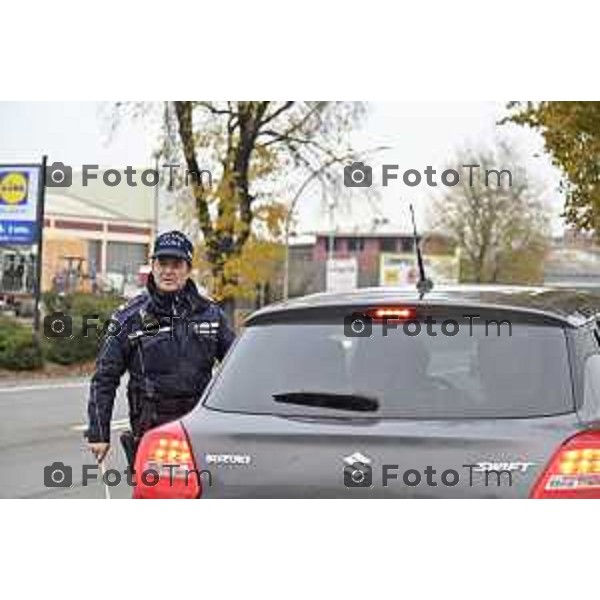Tiziano Manzoni/LaPresse 4-12-2025 Bergamo, Italia Cronaca TreviglioTreviglio Controlli strade Polizia Locale e sede